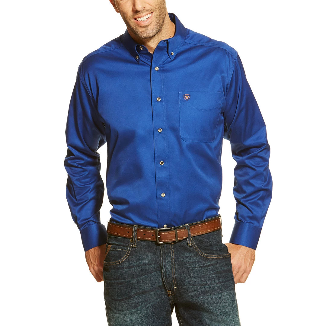 Ariat Men's Solid Twill Classic Fit Shirt 5 Ariat Men's Solid Twill Classic Fit Shirt - Image 3
