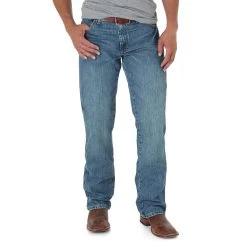 Wrangler Men's Retro Slim Fit Bootcut Jeans -Western Fashion Men cd16717d4c9ceceeaa98daa050fc8b98