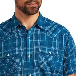 Ariat Men's Holt Retro Fit Short Sleeve Plaid Snap Shirt -Western Fashion Men img10245 ariat men s holt retro fit short sleeve plaid snap shirt