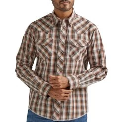 Wrangler Men's Fashion Plaid Snap Shirt