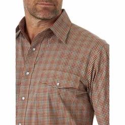 Wrangler Men's Wrinkle Resist Plaid Snap Shirt -Western Fashion Men img18680 wrangler men s wrinkle resist plaid snap shirt