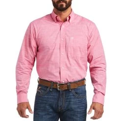 Ariat Men's Solid Slub Classic Fit Button-Down Shirt -Western Fashion Men img23834 ariat men s solid slub classic fit button down shirt