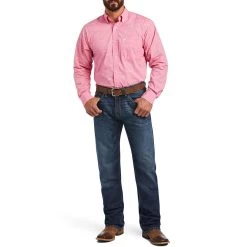 Ariat Men's Solid Slub Classic Fit Button-Down Shirt -Western Fashion Men img23924 ariat men s solid slub classic fit button down shirt