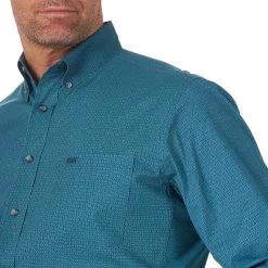Wrangler Men's 20X Performance Geo Print Shirt -Western Fashion Men img31295 wrangler men s 20x performance geo print shirt