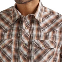 Wrangler Men's Fashion Plaid Snap Shirt -Western Fashion Men img32790 wrangler men s fashion plaid snap shirt