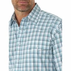 Wrangler Men's Wrinkle Resist Plaid Snap Shirt -Western Fashion Men img35270 wrangler men s wrinkle resist plaid snap shirt