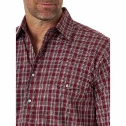 Wrangler Men's Wrinkle Resist Plaid Snap Shirt -Western Fashion Men img39604 wrangler men s wrinkle resist plaid snap shirt