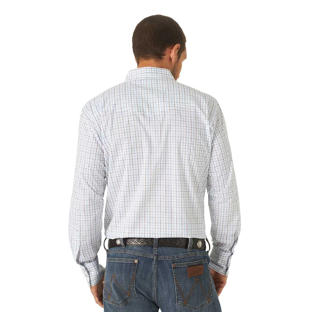Wrangler Men's Wrinkle Resist Plaid Shirt 4 Wrangler Men's Wrinkle Resist Plaid Shirt - Image 2