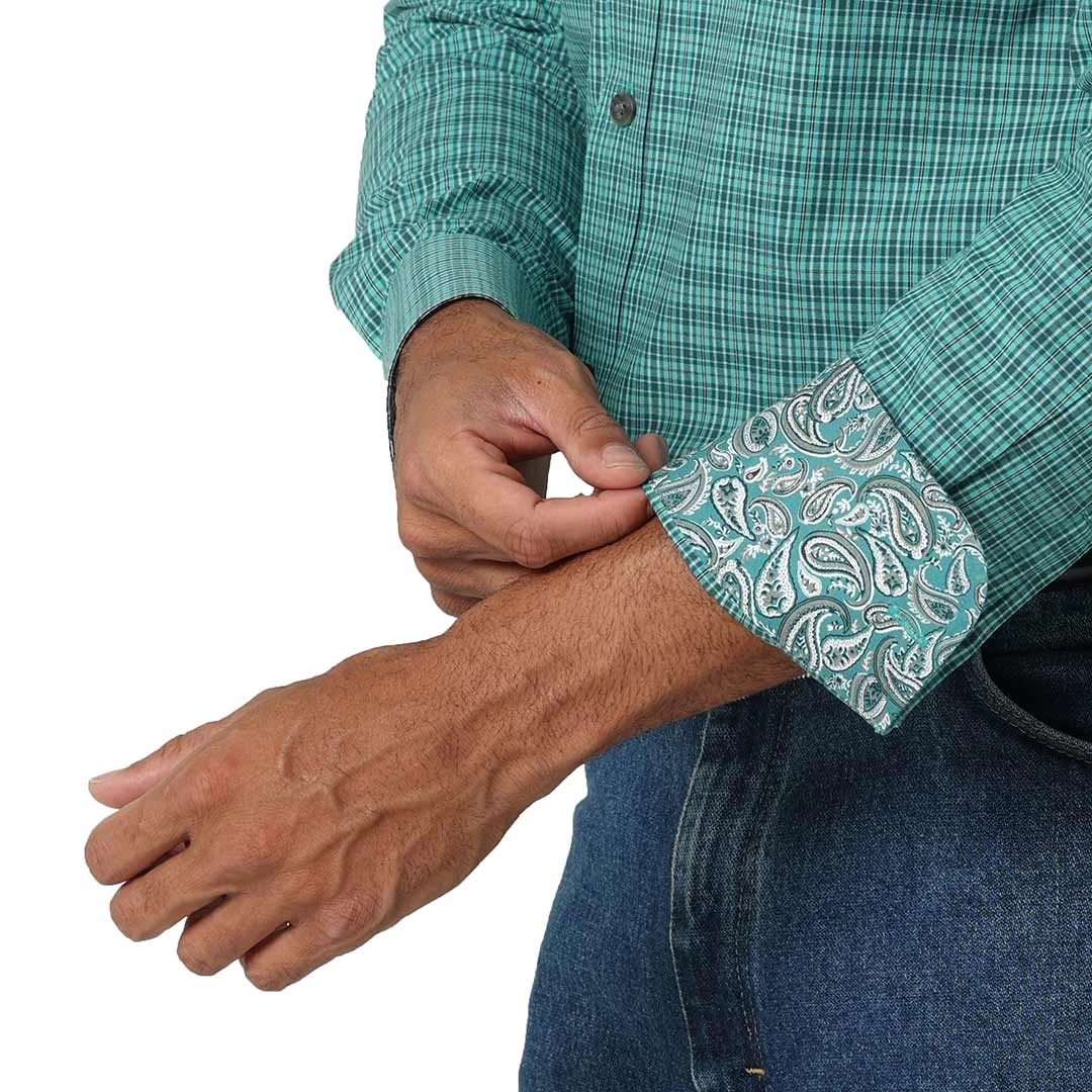 Wrangler Men's George Strait Plaid Button-Down Shirt 6 Wrangler Men's George Strait Plaid Button-Down Shirt - Image 4