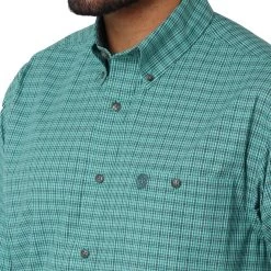 Wrangler Men's George Strait Plaid Button-Down Shirt 9 Wrangler Men's George Strait Plaid Button-Down Shirt -Western Fashion Men img49304 wrangler men s george strait plaid button down shirt