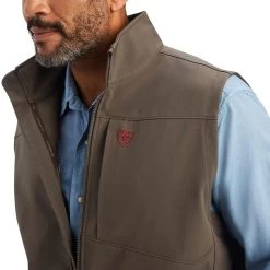 Ariat Men's Logo 2.0 Softshell Vest -Western Fashion Men img51843 ariat men s logo 2 0 softshell vest