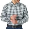 Wrangler Men's George Strait Troubadour Plaid Snap Shirt -Western Fashion Men img87775 wrangler men s george strait troubadour plaid snap shirt