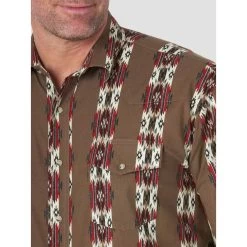 Wrangler Men's Checotah Print Snap Shirt -Western Fashion Men img99190 wrangler men s checotah print snap shirt